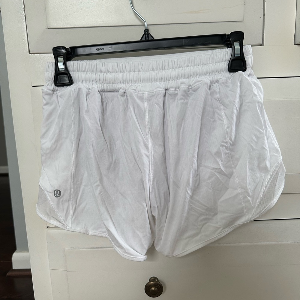 White Lululemon shorts size 4